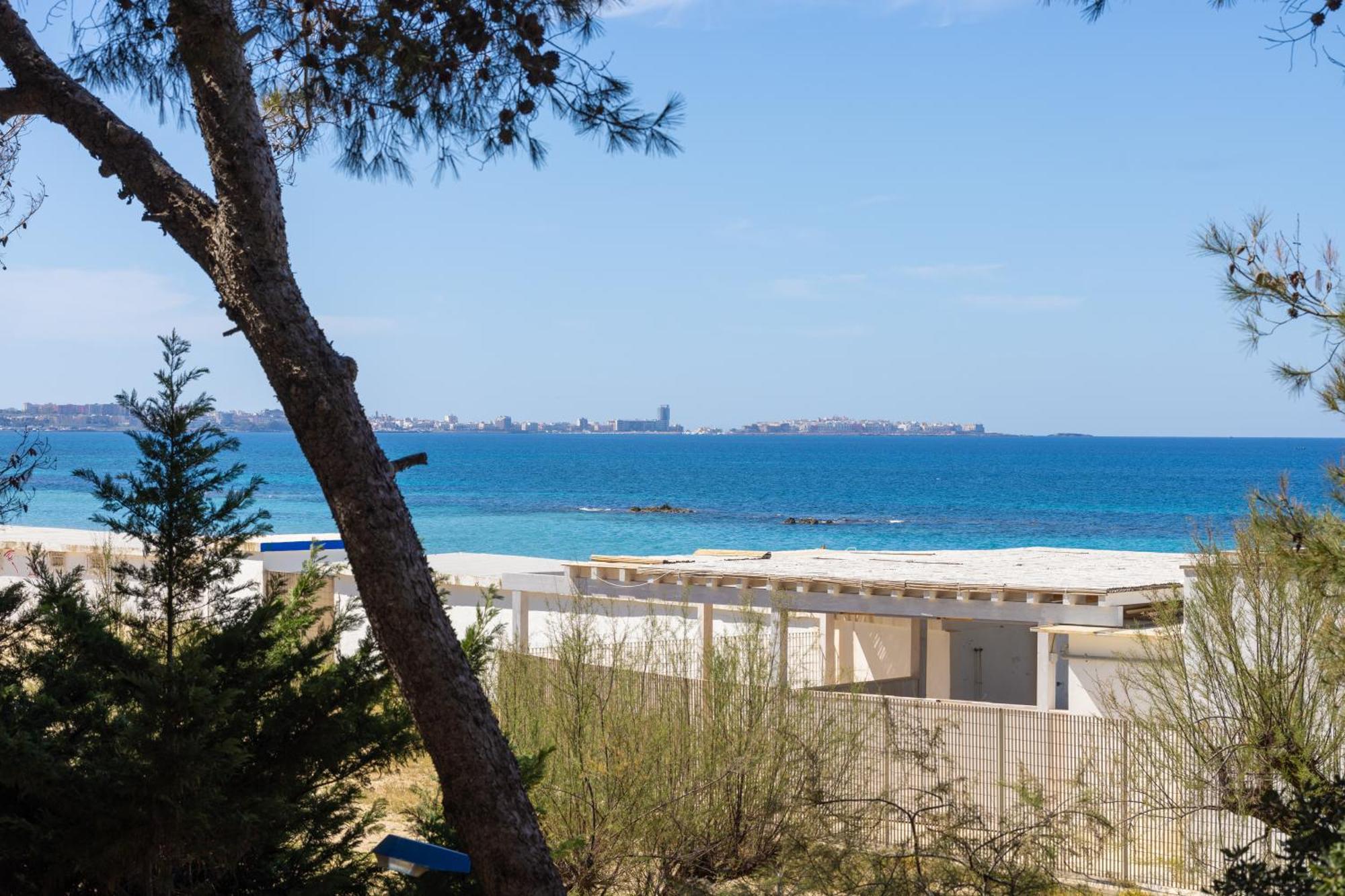Luxury Suites & Apartment Con Accesso Alla Spiaggia E Parcheggio Privato - Vista Mare Lido Conchiglia ภายนอก รูปภาพ
